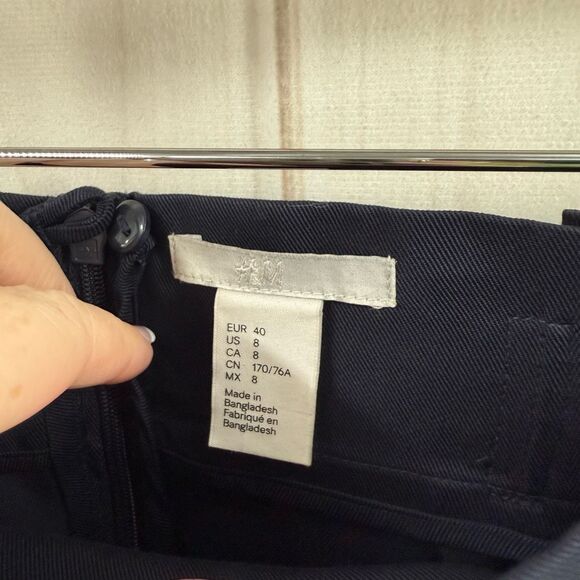 H&M Women’s 8 Navy Blue 100% Lyocell Skirt - Picture 2 of 5